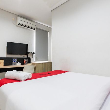Reddoorz Plus Syariah Near Mall Pondok Indah Jakarta Buitenkant foto