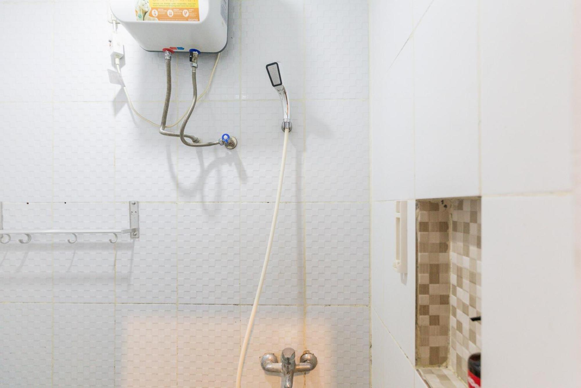 Reddoorz Plus Syariah Near Mall Pondok Indah Jakarta Buitenkant foto