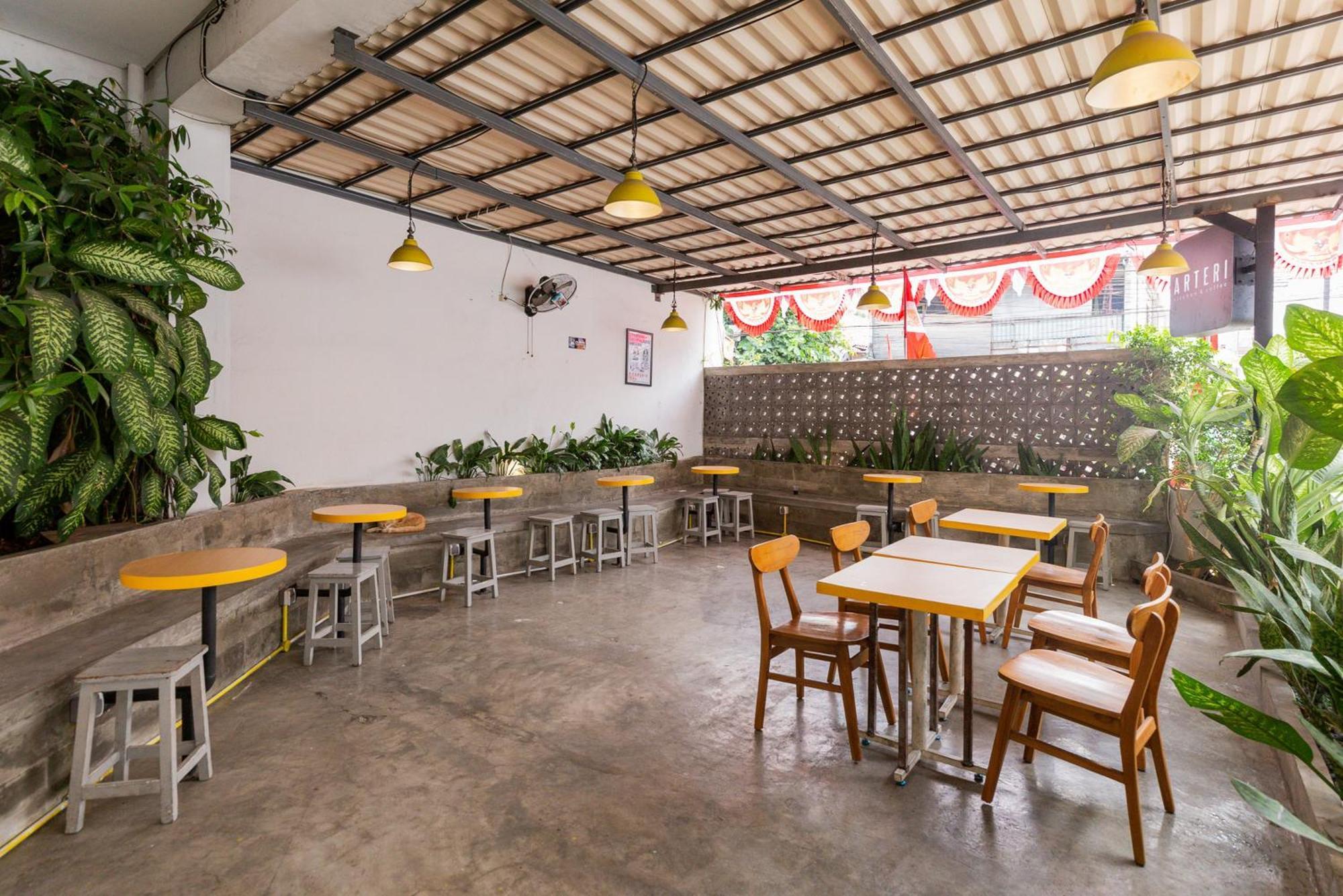 Reddoorz Plus Syariah Near Mall Pondok Indah Jakarta Buitenkant foto